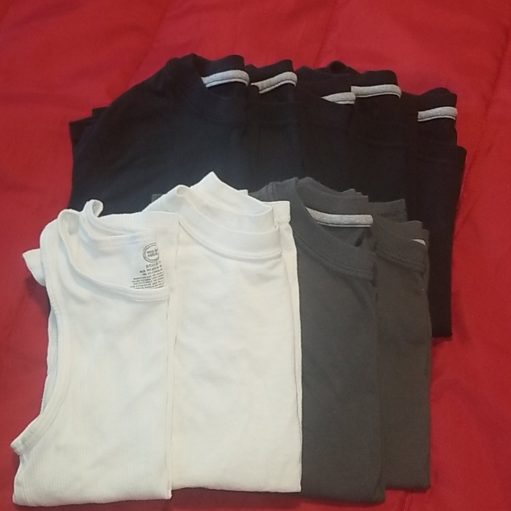 Boys undershirts  size small Haynes